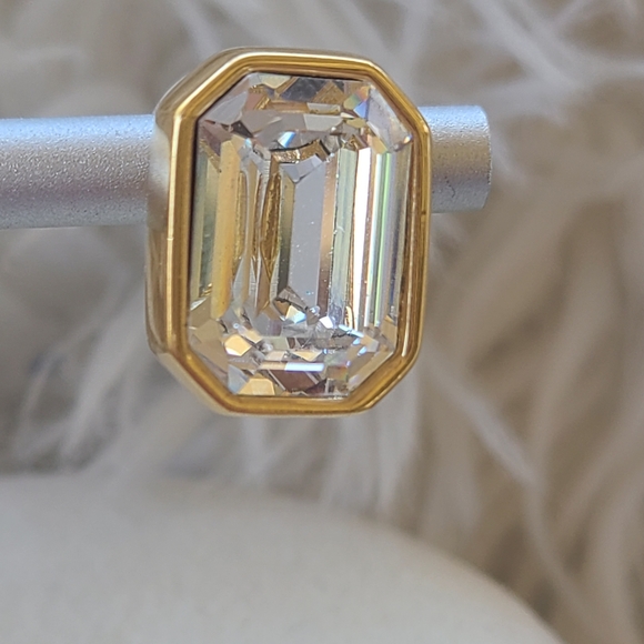 Swarovski Rhodium Plated Gold Toned Earrings- Great Condition - Picture 6 of 8